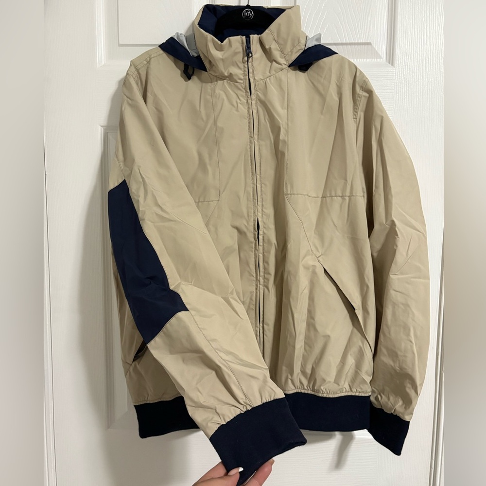 Nautica Tan and Navy Blue Windbreaker with Weather-Resistant Fabric